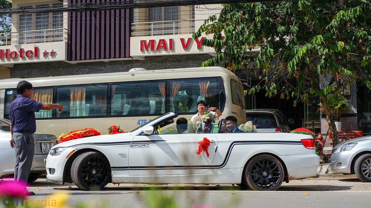 Mai Vy Hotel Trang Bang Zewnętrze zdjęcie
