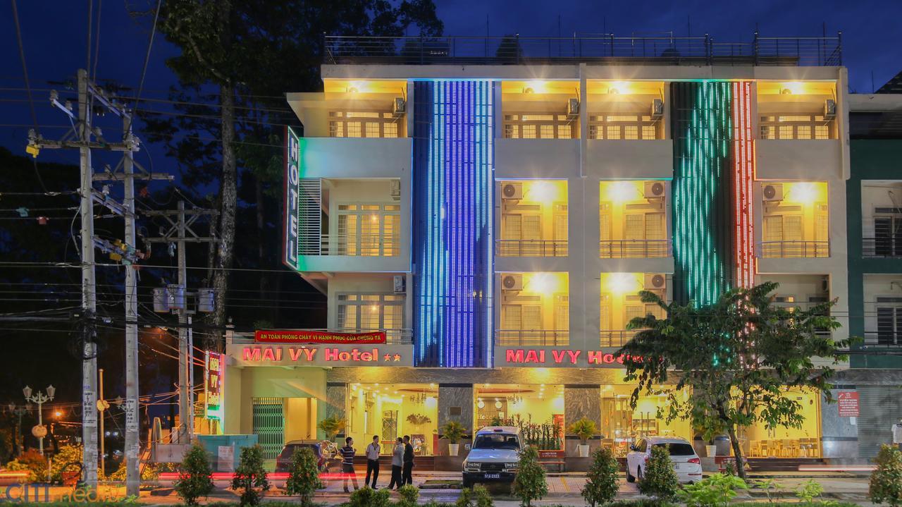 Mai Vy Hotel Trang Bang Zewnętrze zdjęcie
